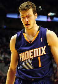 Phoenix Suns Shooting Guard Goran Dragic 1 Walks Off The Court Bleeding During The Fourth Quarter Of An Nba B Goran Dragic Nba Basketball Game Shooting Guard