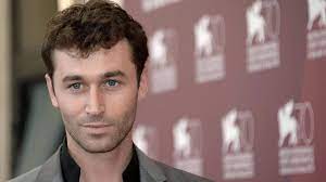 Skandal um Sex-Star James Deen: Das sagt Porno-Star James Deen zu den  Vorwürfen | news.de