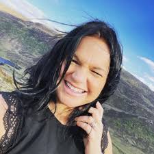 Susan Erlam (@susanerlam)