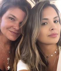 Cristiana Oliveira com sua filha mais velha, Rafaela Oliveira, 36 anos!  Lindas! 😍