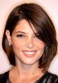 Lengthy side swept straight bangs are the most versatile choice for any medium length haircut. 9 Stylish Medium Hairstyles With Bangs In Trend