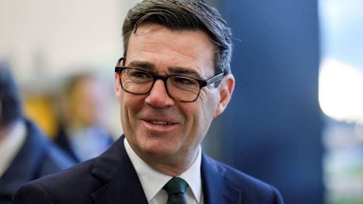 Andy Burnham wants UK to rejoin EU 'in my lifetime' but rules out immediate change - Yahoo News UK