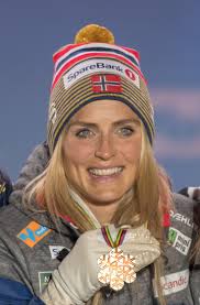 Therese johaug to norweska biegaczka narciarska, która w październiku 2016 roku została złapana na stosowaniu dopingu. Therese Johaug Wikipedia