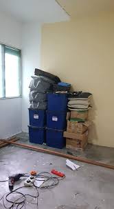 Kereta jiran block gate anda? Serabut Bilik Penuh Barang Idea Wanita Ini Bina Mini Stor Dalam Bilik Memang Kreatif Terus Nampak Kemas Vanilla Kismis