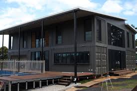 El Lindendale Container Home Back Deck Back Yard The Base Price For A 3 Bedroom Home Is 138 000 Container Huis Containerwoning Zeecontainers