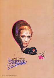 Victor/Victoria (1982) movie cover
