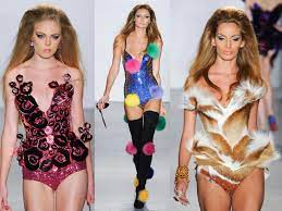 Iniziamo con questi esemplari di costumi da bagno. I Costumi Da Bagno Piu Strani Storia Della Moda Femminile