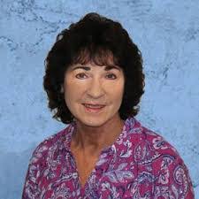 Alexis Thacker's Instagram, Twitter & Facebook