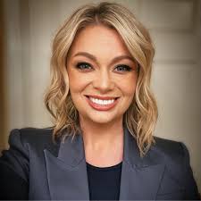 Jennifer Lackey's Instagram, Twitter & Facebook