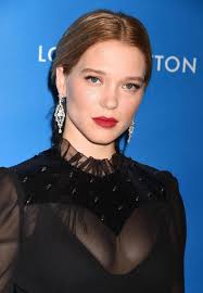 Lea Seydoux as a Natasha Romanova/Black Widow Variant : r/Fancast