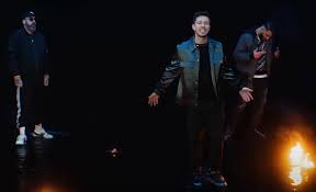 3:03 tokio hotel x vize. Santos Holt Sich Fur Seine Neue Single Leere Hande Unterstutzung Von Sido Und Samra Musikexpress