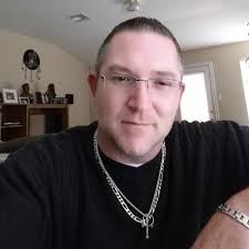 Chris Strawbridge's Instagram, Twitter & Facebook