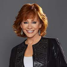 Welche haarverlangerung ist am schonendsten. Bob Frisur Gestuft Mit Pony Volumen Wellen Kinnlang Frisuren Mittellanges Haar Ab 50 Mittellanges Haar Ab 50 Bob Frisur