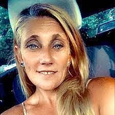 Charlotte Swearingen's Instagram, Twitter & Facebook