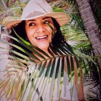 Roxanna Parra's Instagram, Twitter & Facebook