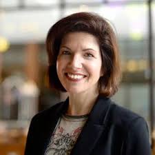 Presentation Strategy, Design & Communication Experts |About DECK