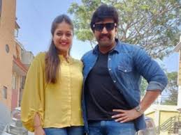 Video Pogaru Star Dhruva Sarja Gets A Haircut Educates Fans About Hair Donation Dhruva sarja hair cut after 3 years dhruva sarja hair cutting after pogaru shooting completed. pogaru star dhruva sarja gets a haircut