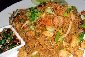 Bihun bisa diolah menjadi masakan berkuah ataupun masak tumis. Resep Bihun Goreng Sederhana Makan Malam Resep Masakan Indonesia