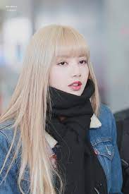 Lady gaga har ca 10 miljarder streams (lyssningar) på streamingtjänsten spotify (2020), vilket gör gaga till en av de mest lyssnade artisterna någonsin sedan starten 2008. 190207 Icn Departure To Los Angeles Usa Blackpink Lisa Haar Ideen Haare Bilder