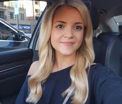 Goood morning, friends! ☀️ It's a low-key morning for me because I'm  filling in