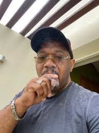 Downtown/Cigars Heading to DR end of march and I'm wondering how safe  downtown is and where the best place to get cigars would be?