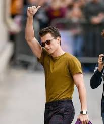 Free shipping on orders over $25 shipped by amazon. Spider Man Actor Tom Holland Nearly Escapes Catching Fire During A Shoot Ibtimes India