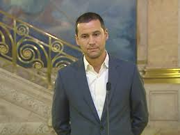 + o secretário de estado adjunto e da energia, joão galamba, classificou o programa de informação da rtp sexta às 9 como estrume e coisa asquerosa, num post na rede social twitter. Joao Galamba Substitui Jorge Sanches Seguro Como Secretario De Estado Da Energia Noticias De Coimbra