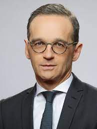 Heiko maas widerspricht dem antisemitismusbeauftragten der regierung, der juden empfohlen hatte, nicht überall in deutschland kippa zu tragen. Heiko Maas Gorki