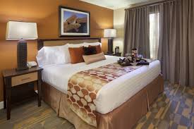 A Two Bedroom Villa At Holiday Inn Club Vacations At Desert Club Resort Holiday Inn Inn Resort