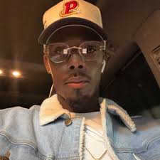 Isaiah Pearson (@chi_city_scentsei) • Instagram photos and videos