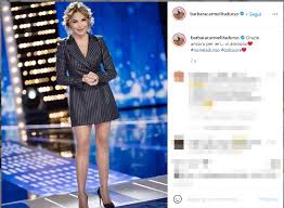 Memo remigi è tornato a parlare della sua love story con barbara d'urso. Memo Remigi E Barbara D Urso La Love Story Mia Moglie Mi Ha Cacciato Di Casa Preso Un Bilocale In Affitto Per Vivere Con Lei Il Mattino It