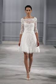 Wenn ihr kleid zu kurz ist und sie durch nähen keine veränderungen an ihrem kleid vornehmen möchten, haben sie zwei verschiedene möglichkeiten, das kurze kleid zu tragen Schone Kurze Hochzeitskleider Zarte Spitze Kleider Hochzeit Hochzeit Kleidung Brautkleid Kurz