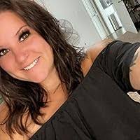 Perry Torres's Instagram, Twitter & Facebook