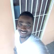 Timoun depi 6h m nan travay, m poko janm fini, m tèlman travay jodi a tout  pye m anfle, epi pou yn moun panse utilize m mal pou èd map bay, hhmmmm