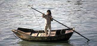 Hati di dalam menaruh bimbang. Sampan Sudah Di Air Pendayung Sudah Di Tangan Malayzaza