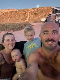 Max Billings's Instagram, Twitter & Facebook