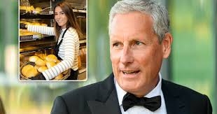 Studio 100, Plopsa dan sekarang pasar raya Delhaize: macam mana Gert  Verhulst kembangkan empayar dia lagi : r/Belgium2