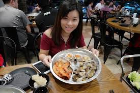 Onepot steamboat buffet serves up chinese steamboat along dunlop street in jalan besar, singapore. Steamboat Factory Hotpot Steamers And Barbeque Home Is Where My Heart Is