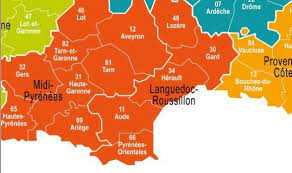 Création graphique à pyrenees orientales. Pyrenees Orientales Guide Complete France