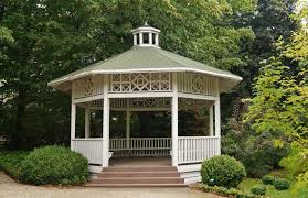 30 Outdoor Garden Gazebos Kiosks Pergolas Pavilion Ideas Pictures Backyard Gazebo Round Gazebo Gazebo