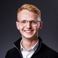 600+ "Straube" profiles