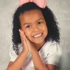 Layla Cobb's Instagram, Twitter & Facebook