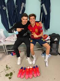 Ricard riqui puig martí (catalan pronunciation: Riqui Puig Riquipuig Twitter