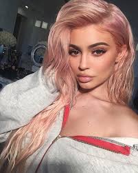 Normally Don T Keep Up With The Kardashians But This Hair Tho Jenner Hair Hair Color Rose Gold Gold Blonde