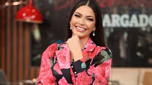 Former Univision Star Ana Patricia Gámez Accuses Husband of Financial  Misconduct in Divorce