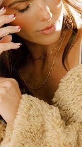 it’s day 2 of our 12 days of giveaways ✨ today we’re giving one winner 1  yard of our favorite mixed metal chain