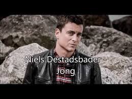 Listen to niels destadsbader | soundcloud is an audio platform that lets you listen to what you love and share stream tracks and playlists from niels destadsbader on your desktop or mobile device. Niels Destadsbader Jong Lyric Video Chords Chordify