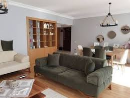 Sakin Ve Sicacik Ahsap Dokusu Ve Toprak Renklerle Keyifli Bir Ev Ev Gezmesi Oturma Odasi Takimlari Oturma Odasi Tasarimlari Oturma Odasi Dekorasyonu