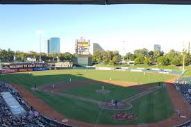 Chihuahuas 7 River Cats 3 A Night At Raley Field Gaslamp