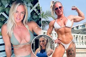 I was called a freak for having no belly button — now I earn six figures as  a fitness influencer